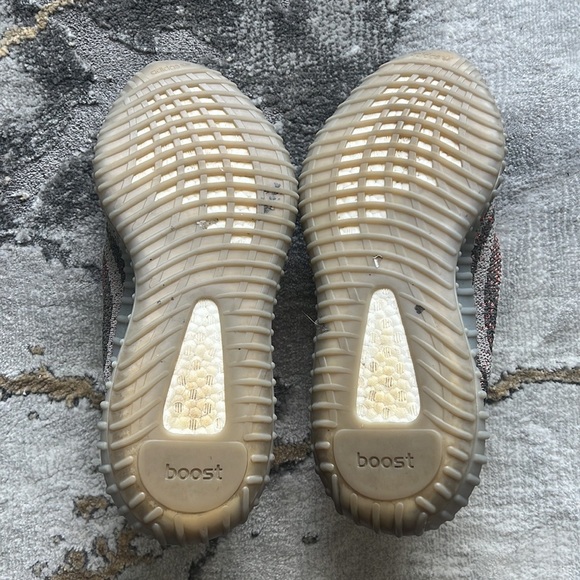 Yeezy 350 V2 Beluga Reflective - Picture 5 of 5